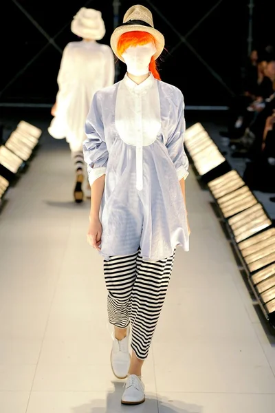 Look 33